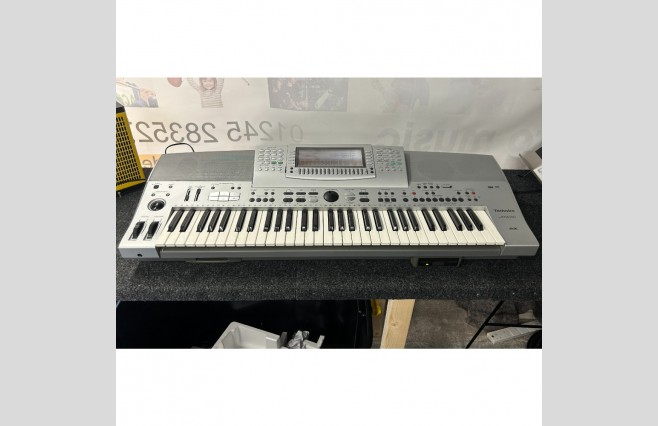 Technics SX-KN6500 Keyboard, Used (SN:EVKJA001135) - Image 1